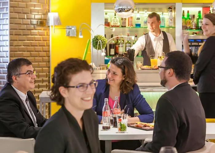 Mercure Paris Massy Gare Tgv