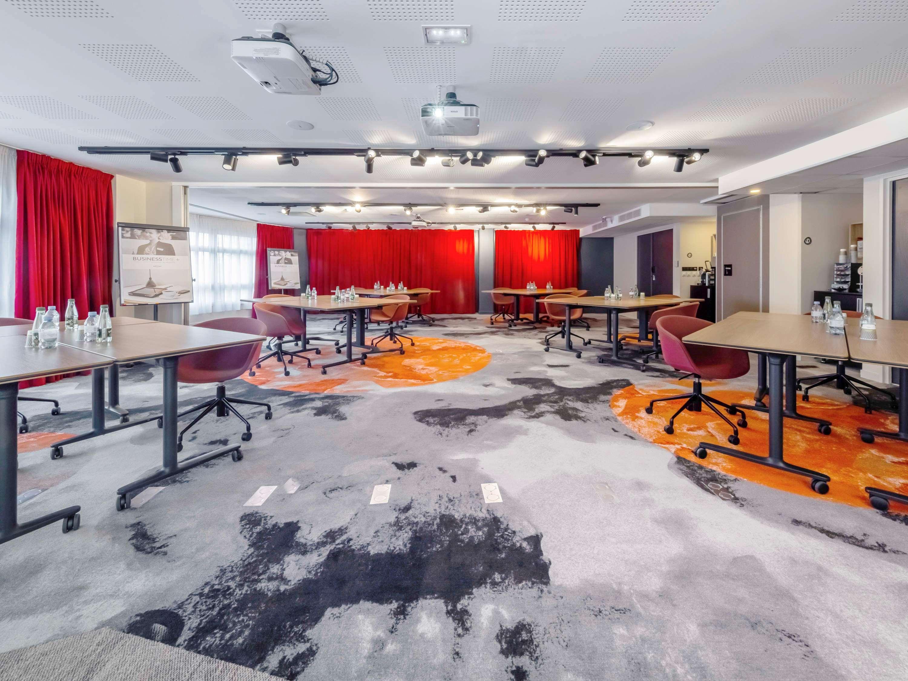 Mercure Paris Massy Gare Tgv Hotel