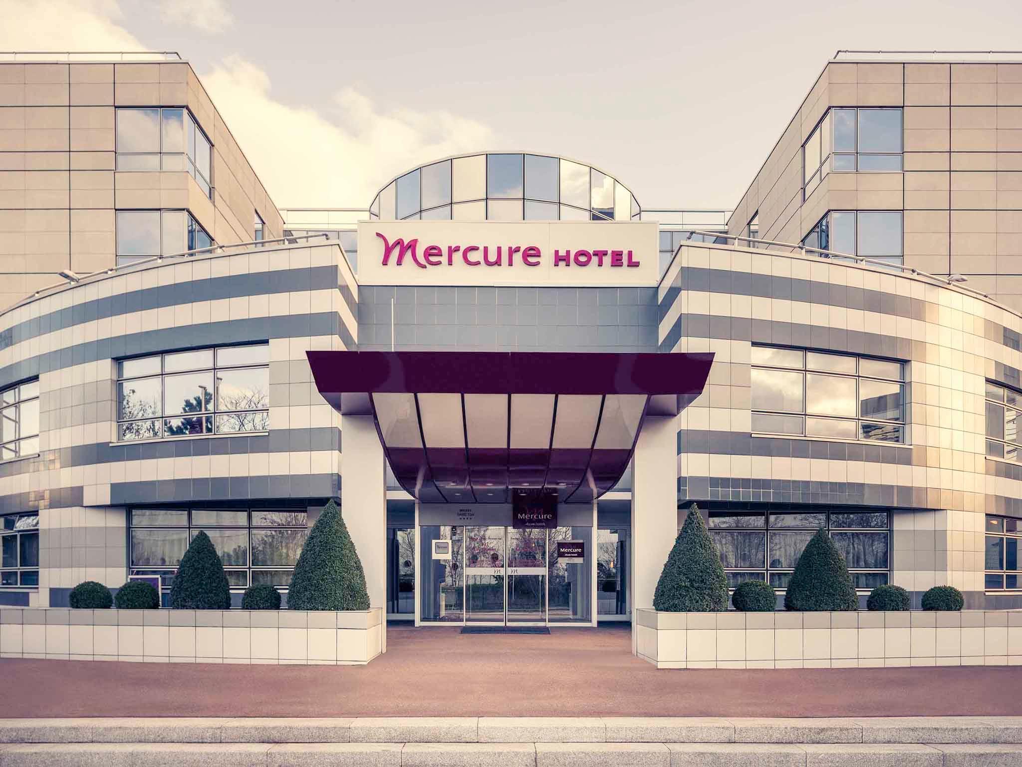 Hotel Mercure Paris Massy Gare Tgv 4*