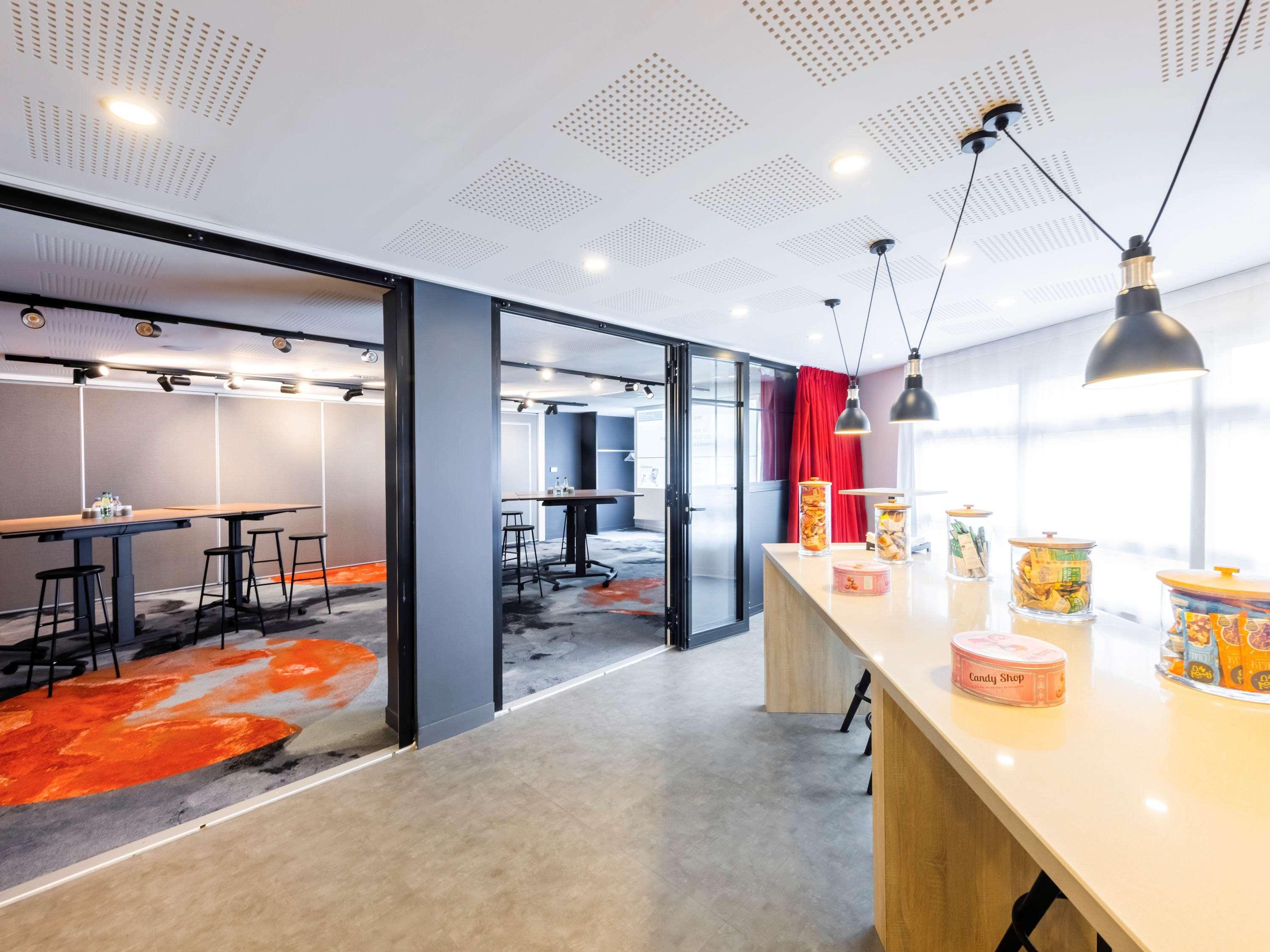 Mercure Paris Massy Gare Tgv 4*