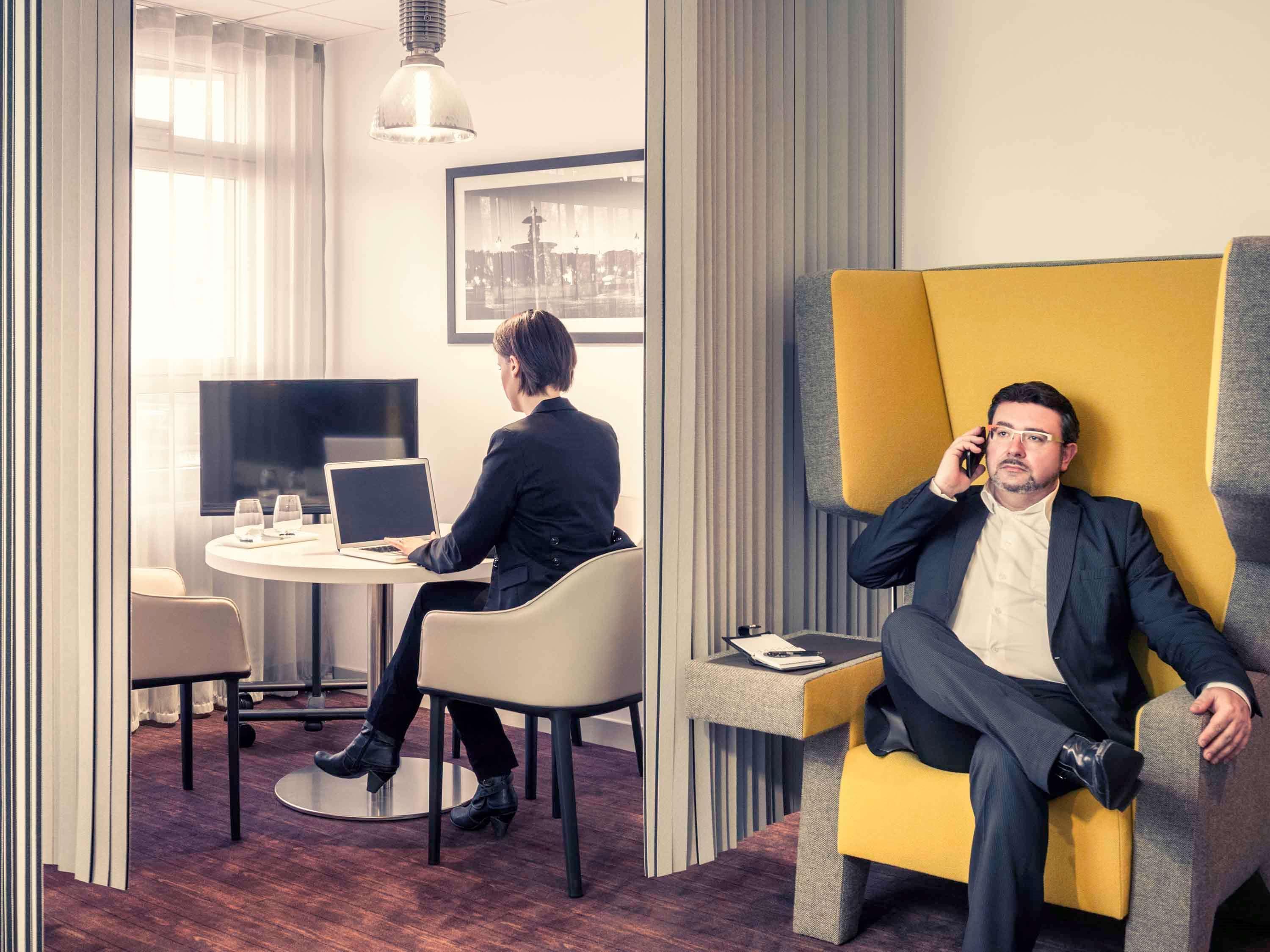 Mercure Paris Massy Gare Tgv 4*
